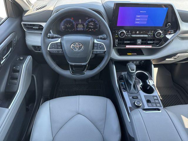 new 2026 Toyota Highlander car, priced at $53,628