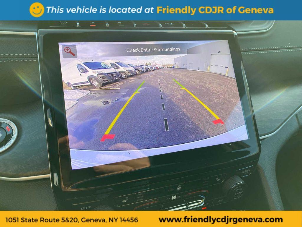 new 2025 Jeep Grand Cherokee car, priced at $52,314