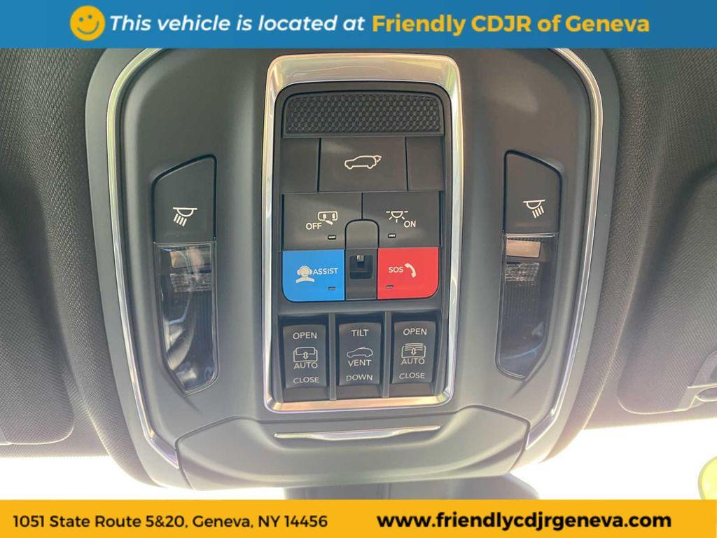 new 2025 Jeep Grand Cherokee car, priced at $52,314