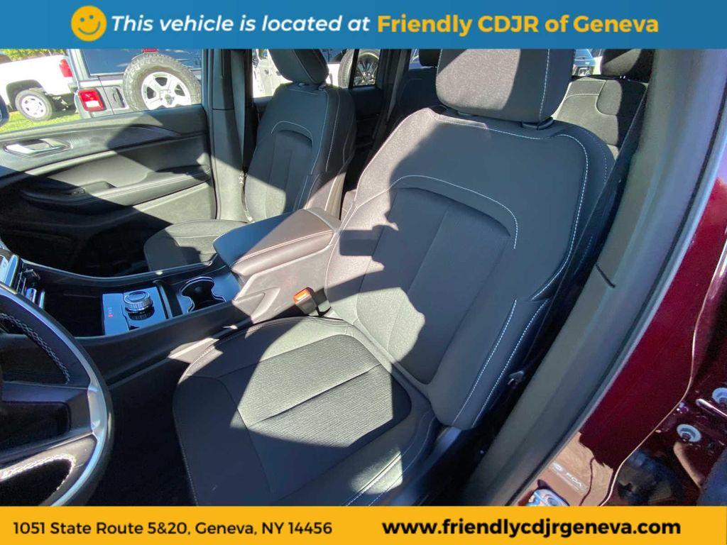 used 2025 Jeep Grand Cherokee car, priced at $42,395