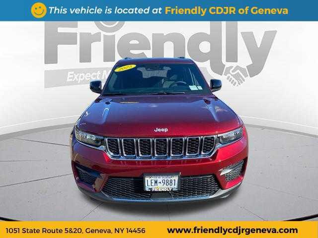 used 2025 Jeep Grand Cherokee car, priced at $42,395