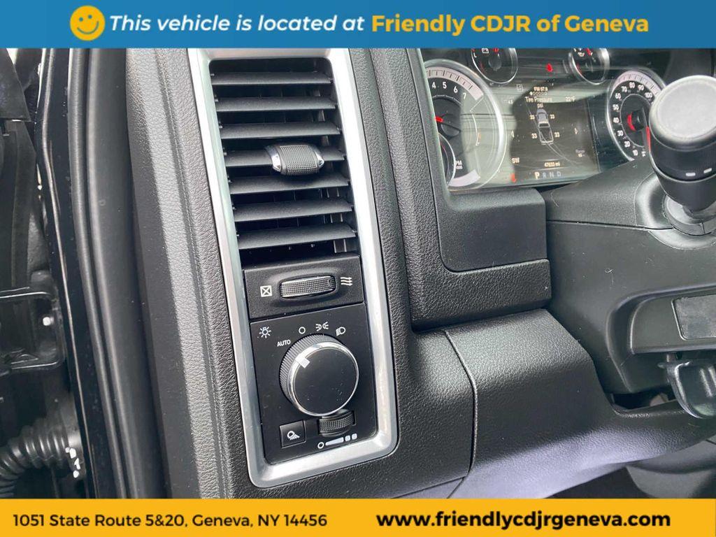 used 2021 Ram 1500 Classic car, priced at $27,995