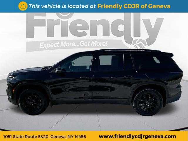 used 2025 Chevrolet Traverse car, priced at $39,995