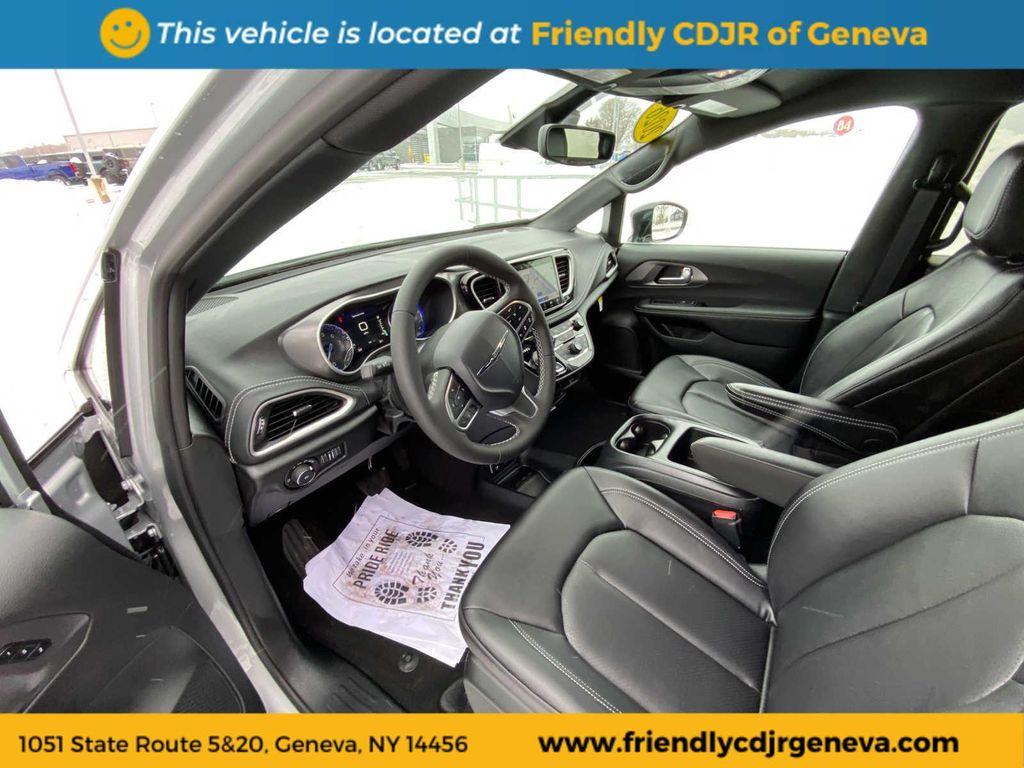 new 2026 Chrysler Pacifica car, priced at $48,087