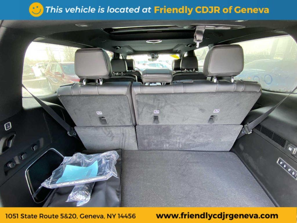 new 2026 Jeep Grand Wagoneer car, priced at $70,118