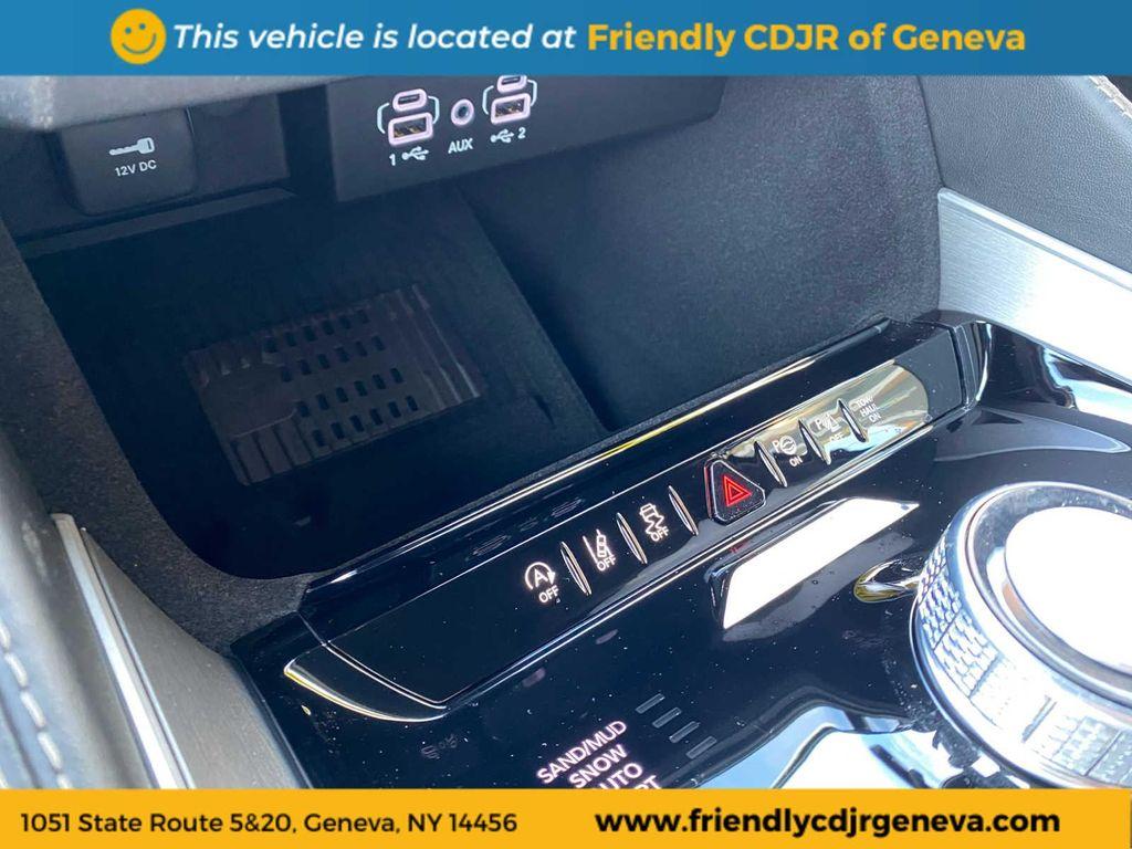 new 2026 Jeep Grand Wagoneer car, priced at $70,118