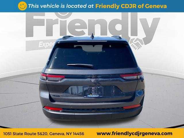 used 2025 Jeep Grand Cherokee car, priced at $45,995