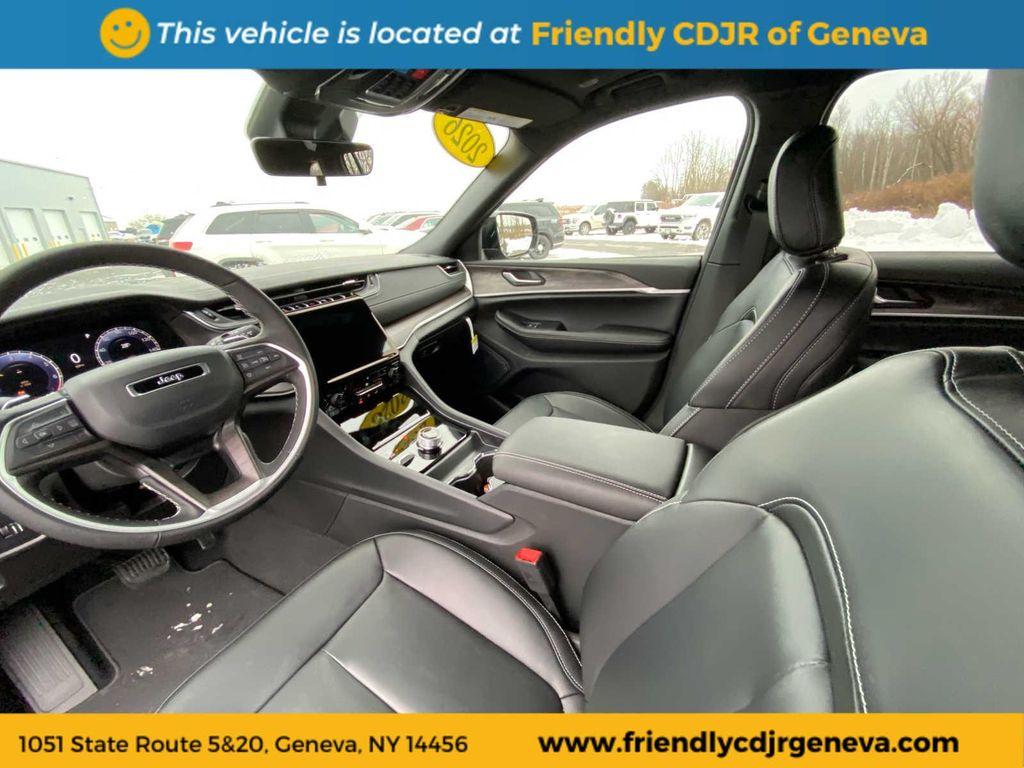 new 2025 Jeep Grand Cherokee car, priced at $53,256