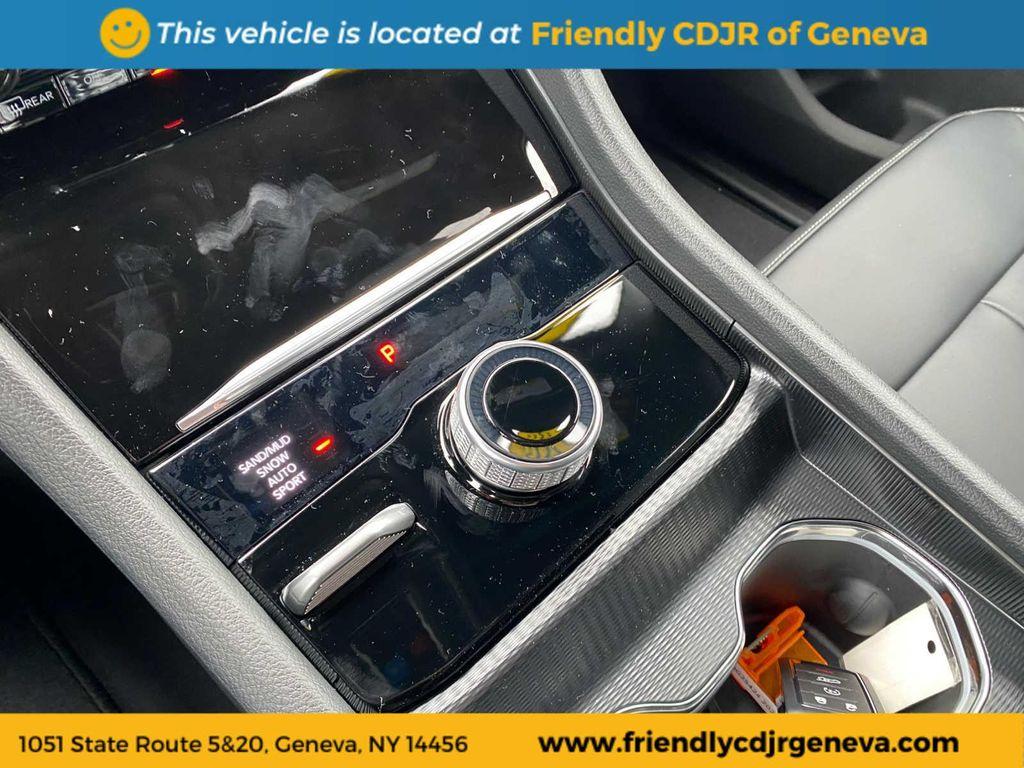 new 2025 Jeep Grand Cherokee car, priced at $53,256