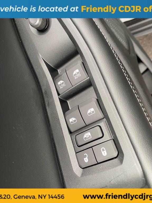 new 2025 Jeep Grand Cherokee car, priced at $53,256