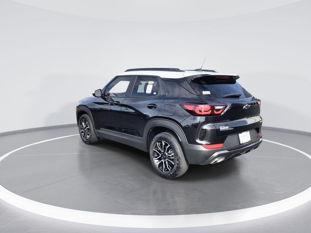 used 2024 Chevrolet TrailBlazer car, priced at $23,565