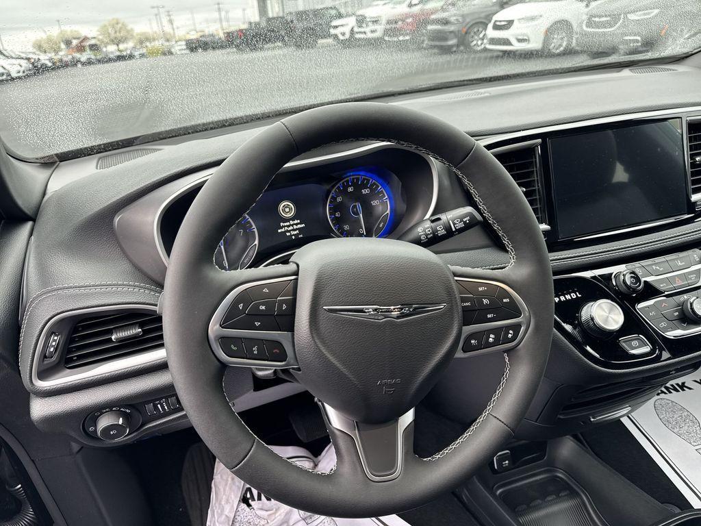 new 2026 Chrysler Pacifica car, priced at $39,665