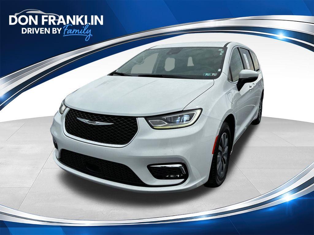 used 2023 Chrysler Pacifica Hybrid car, priced at $23,438