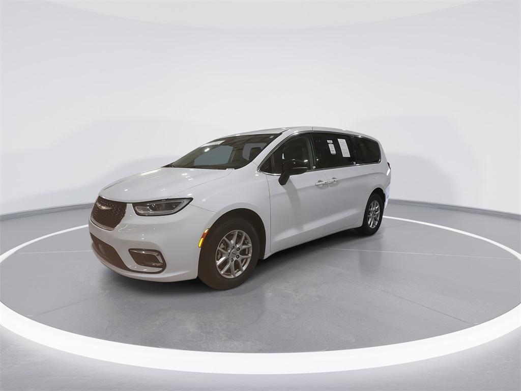 used 2024 Chrysler Pacifica car, priced at $35,970