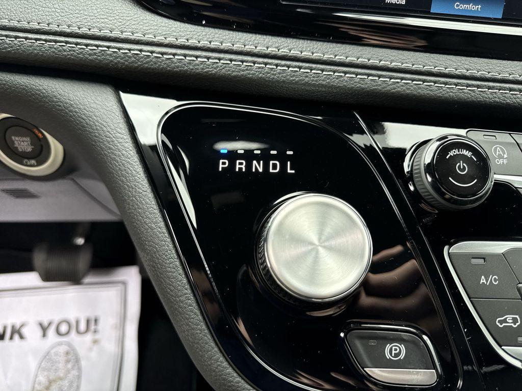 new 2026 Chrysler Pacifica car, priced at $39,665