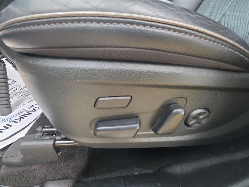 used 2023 Hyundai Santa Fe car, priced at $27,860