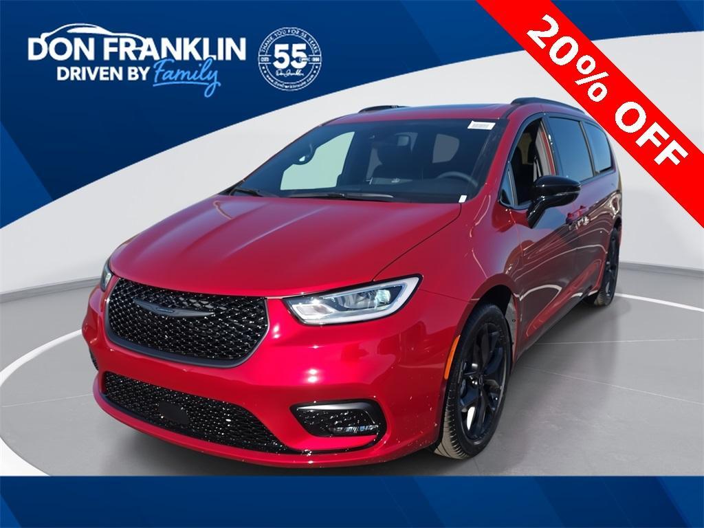 new 2026 Chrysler Pacifica car, priced at $44,604