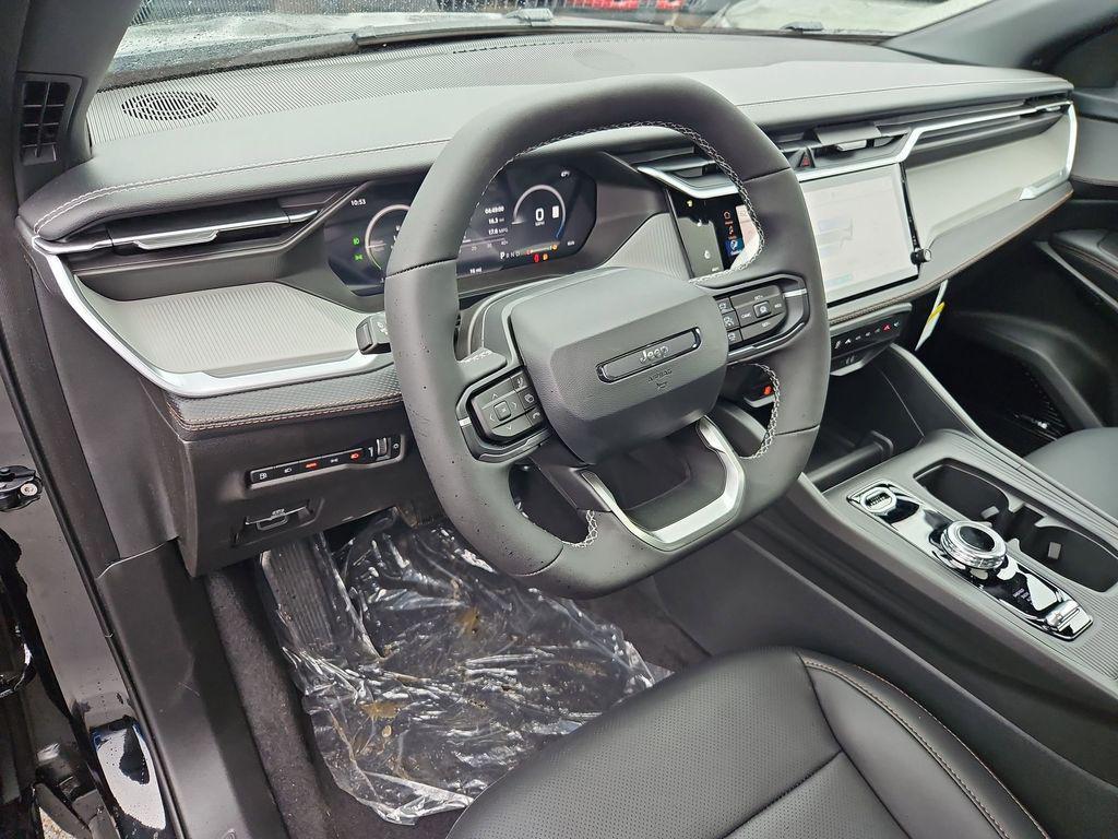 new 2026 Jeep Cherokee car, priced at $39,993