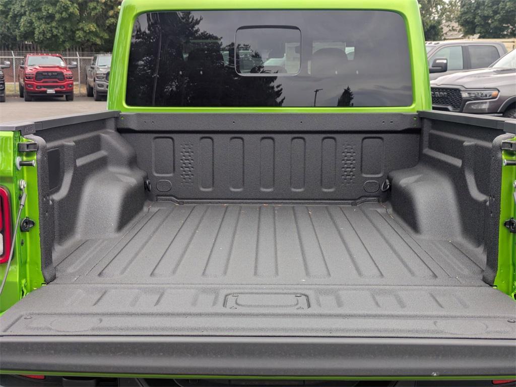 new 2025 Jeep Gladiator car, priced at $41,999