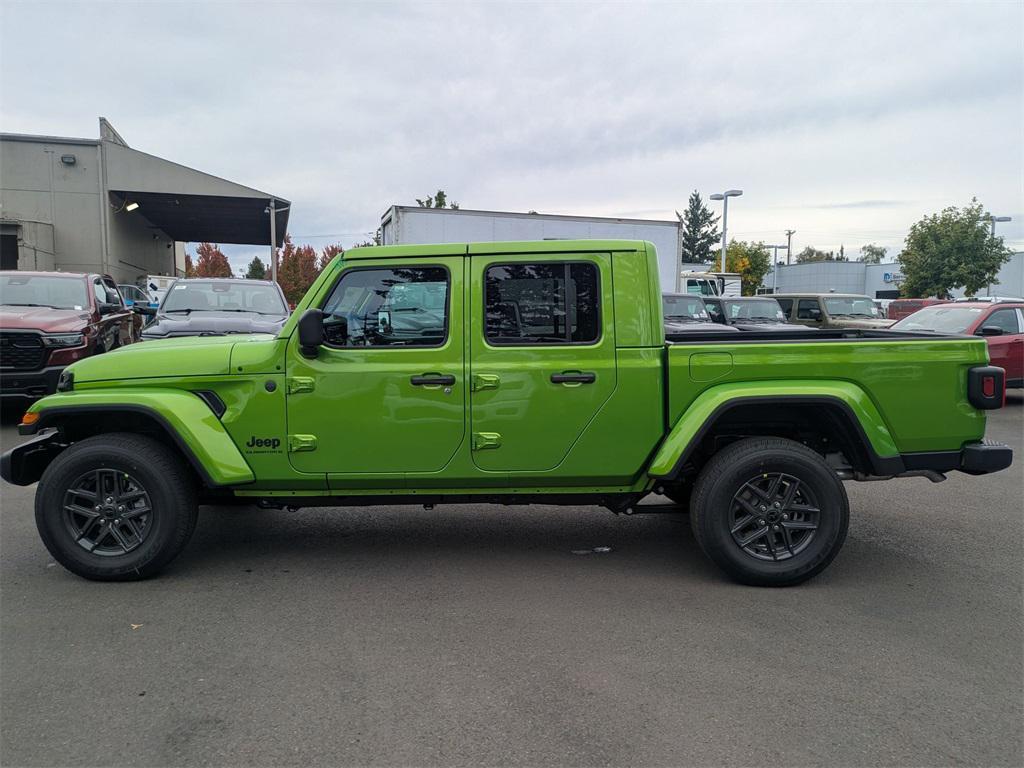 new 2025 Jeep Gladiator car, priced at $41,999