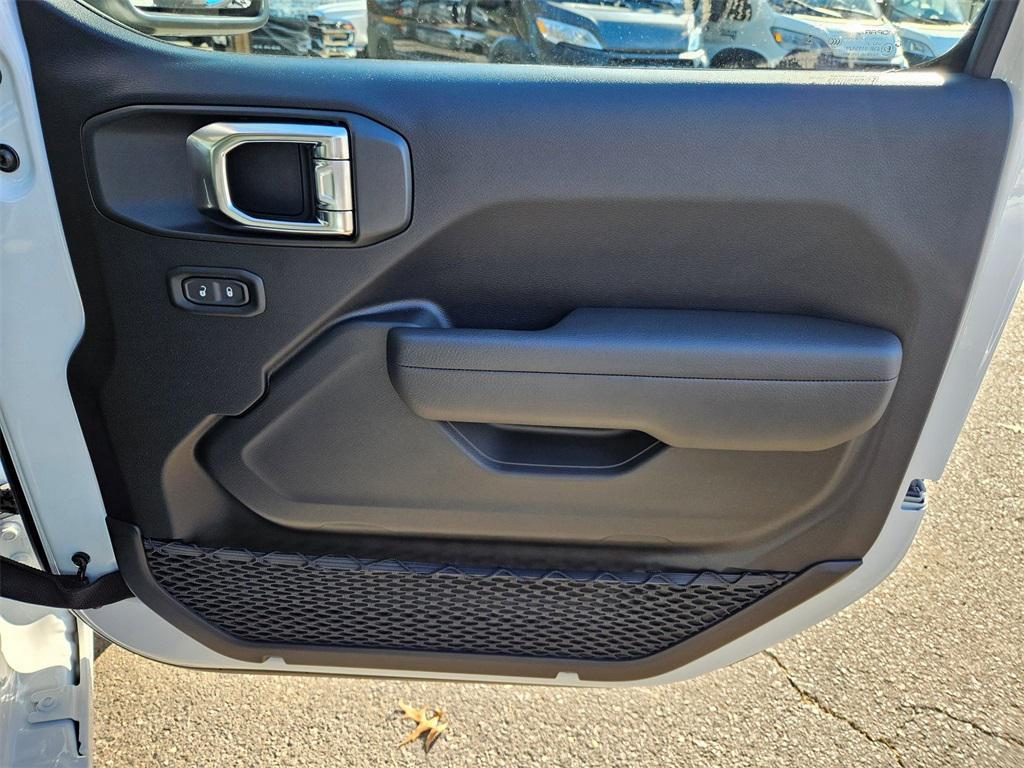 new 2026 Jeep Wrangler car, priced at $35,493