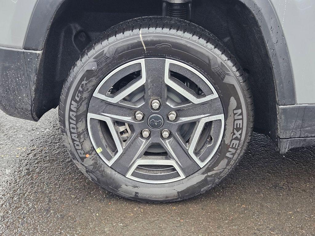 new 2026 Jeep Cherokee car, priced at $37,493