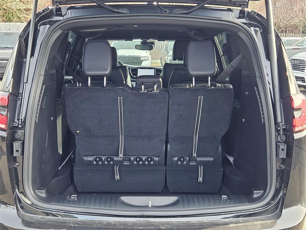 new 2026 Chrysler Pacifica car, priced at $41,993