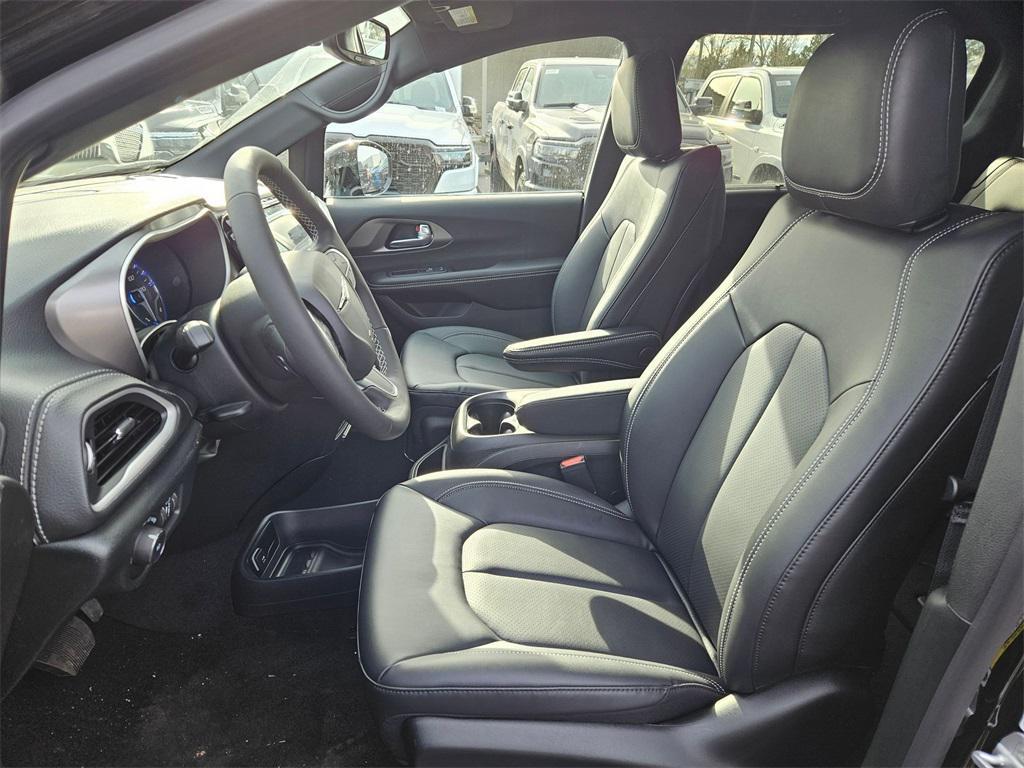 new 2026 Chrysler Pacifica car, priced at $41,993