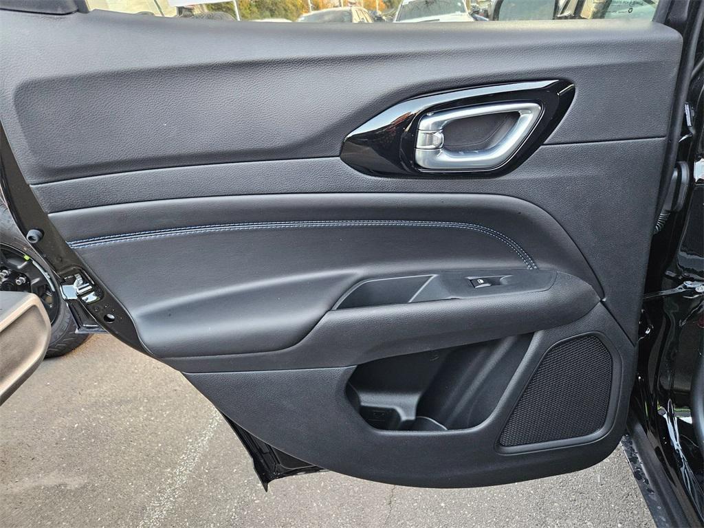 new 2026 Jeep Compass car, priced at $32,493