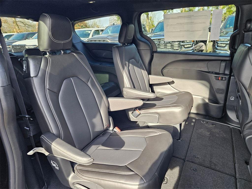 new 2026 Chrysler Pacifica car, priced at $41,993