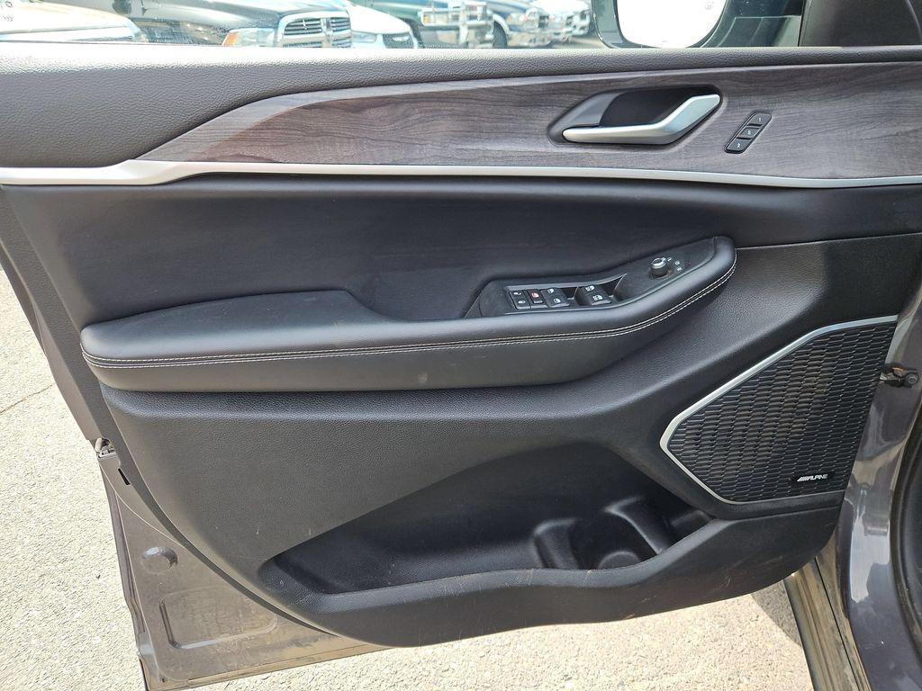 used 2023 Jeep Grand Cherokee 4xe car, priced at $28,243