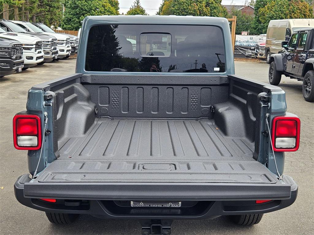 new 2025 Jeep Gladiator car, priced at $41,999