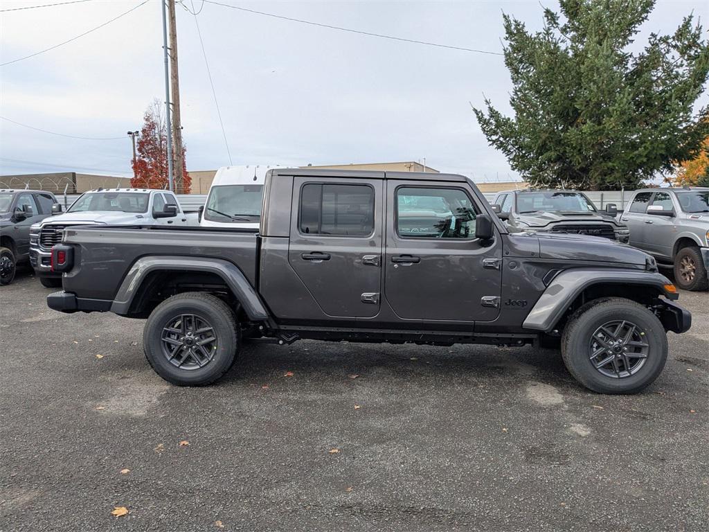 new 2025 Jeep Gladiator car, priced at $38,999