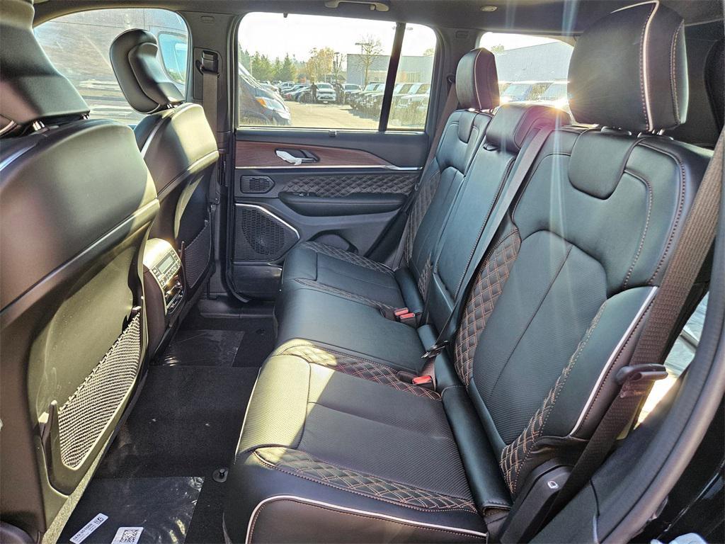 new 2025 Jeep Grand Cherokee car, priced at $54,743