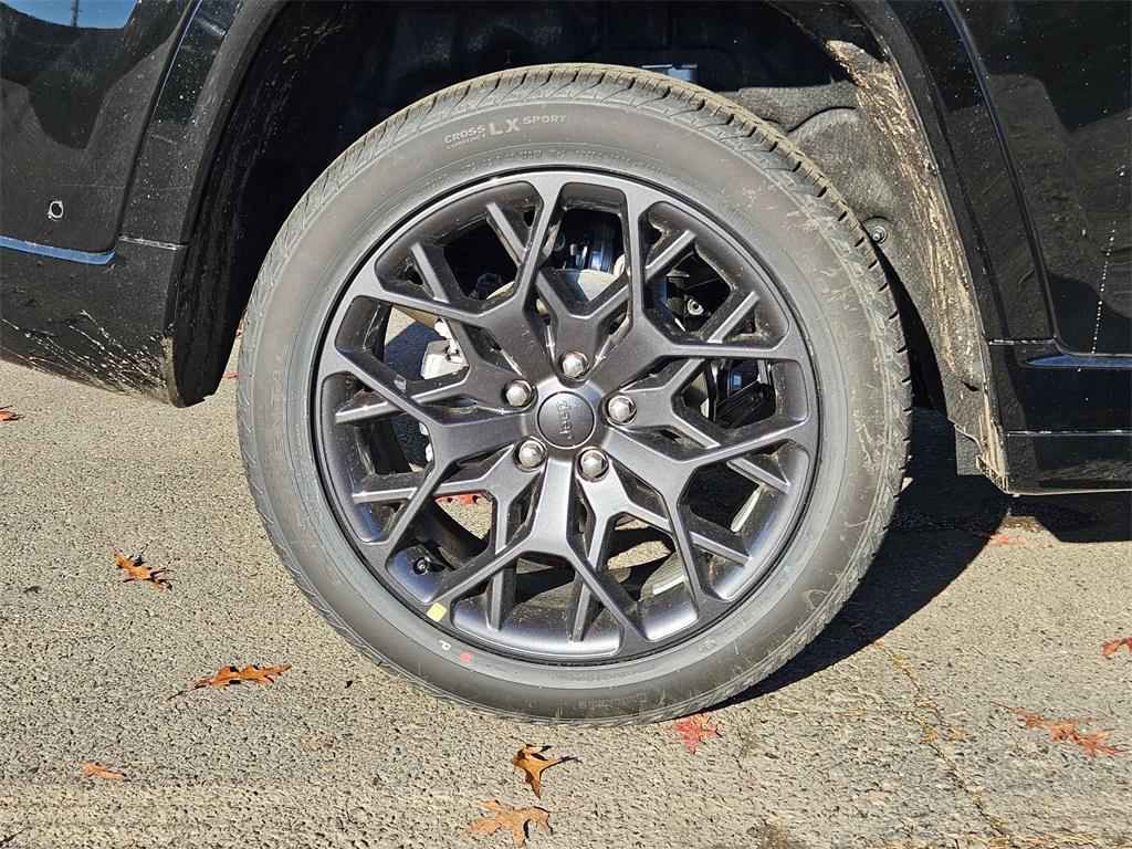 new 2025 Jeep Grand Cherokee car, priced at $54,743