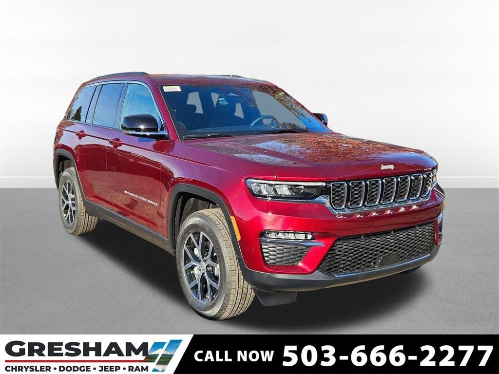 new 2025 Jeep Grand Cherokee car, priced at $39,743