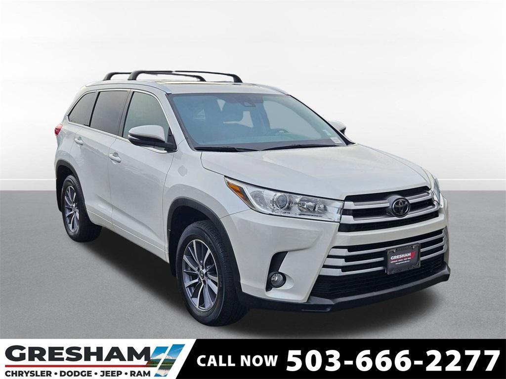 used 2018 Toyota Highlander car, priced at $24,393