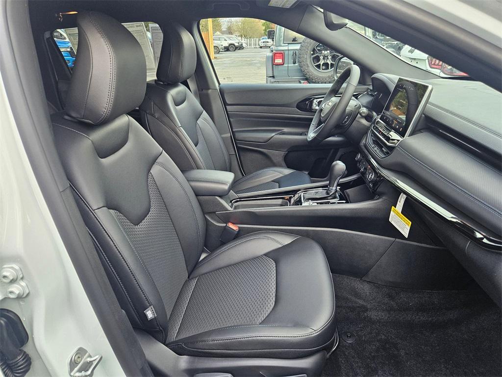 new 2026 Jeep Compass car, priced at $25,993