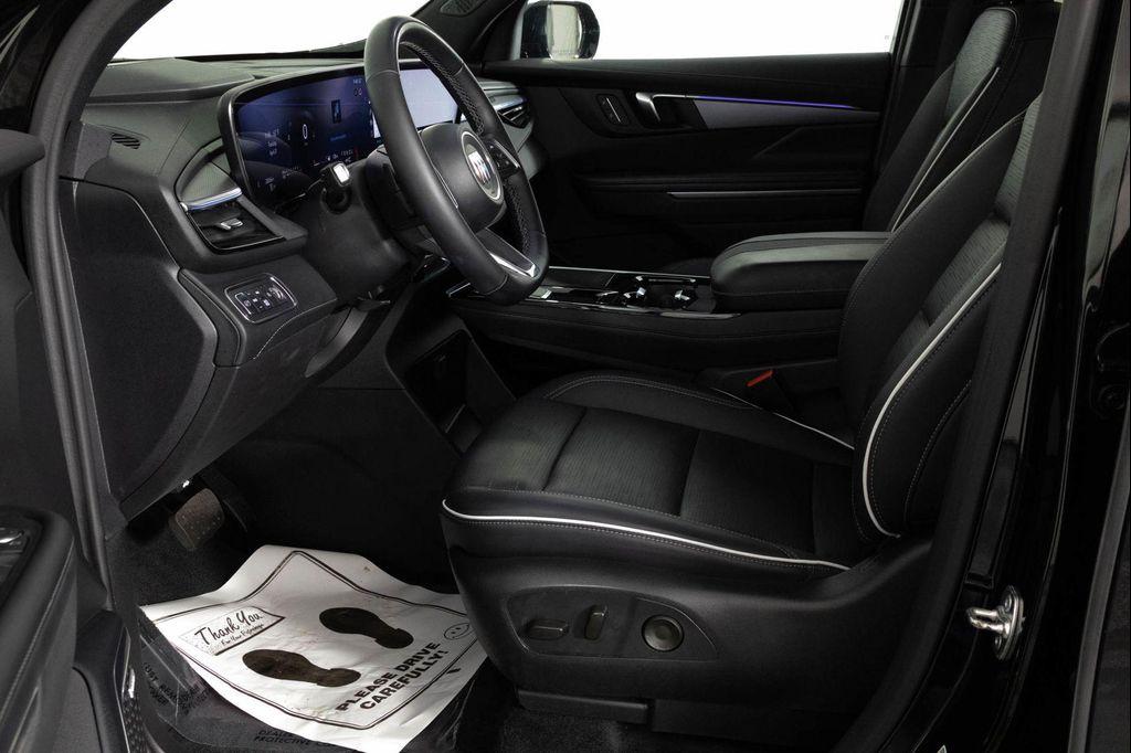 used 2025 Buick Enclave car, priced at $37,913