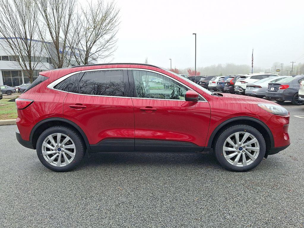 used 2022 Ford Escape car, priced at $25,250