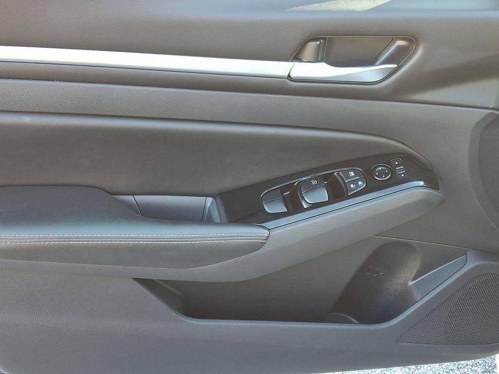used 2023 Nissan Altima car, priced at $18,997