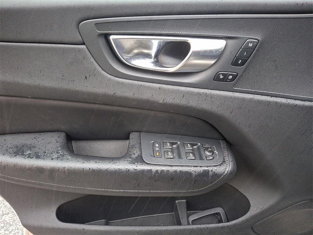 used 2025 Volvo XC60 car, priced at $34,995