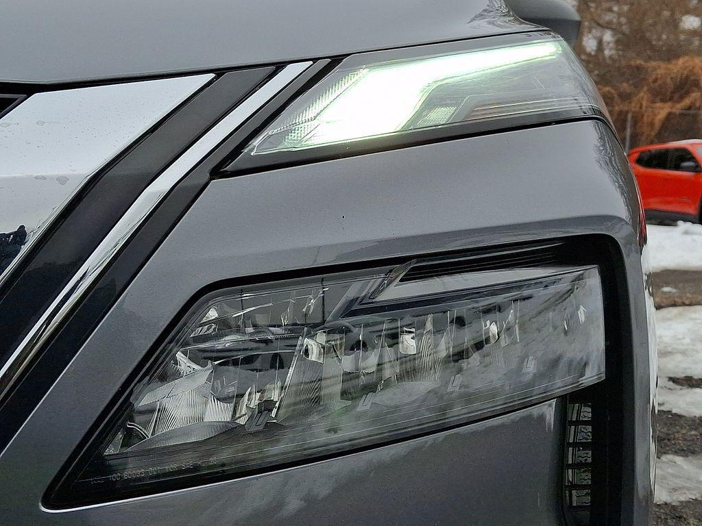 used 2023 Nissan Rogue car, priced at $21,311