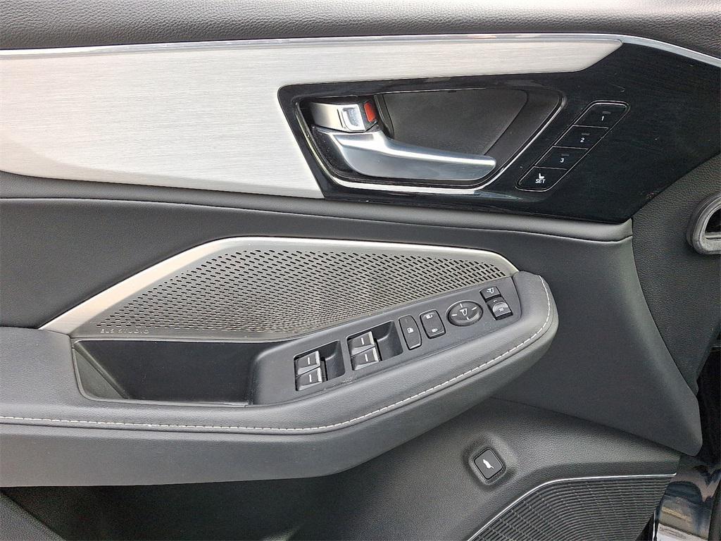 used 2023 Acura MDX car, priced at $41,000