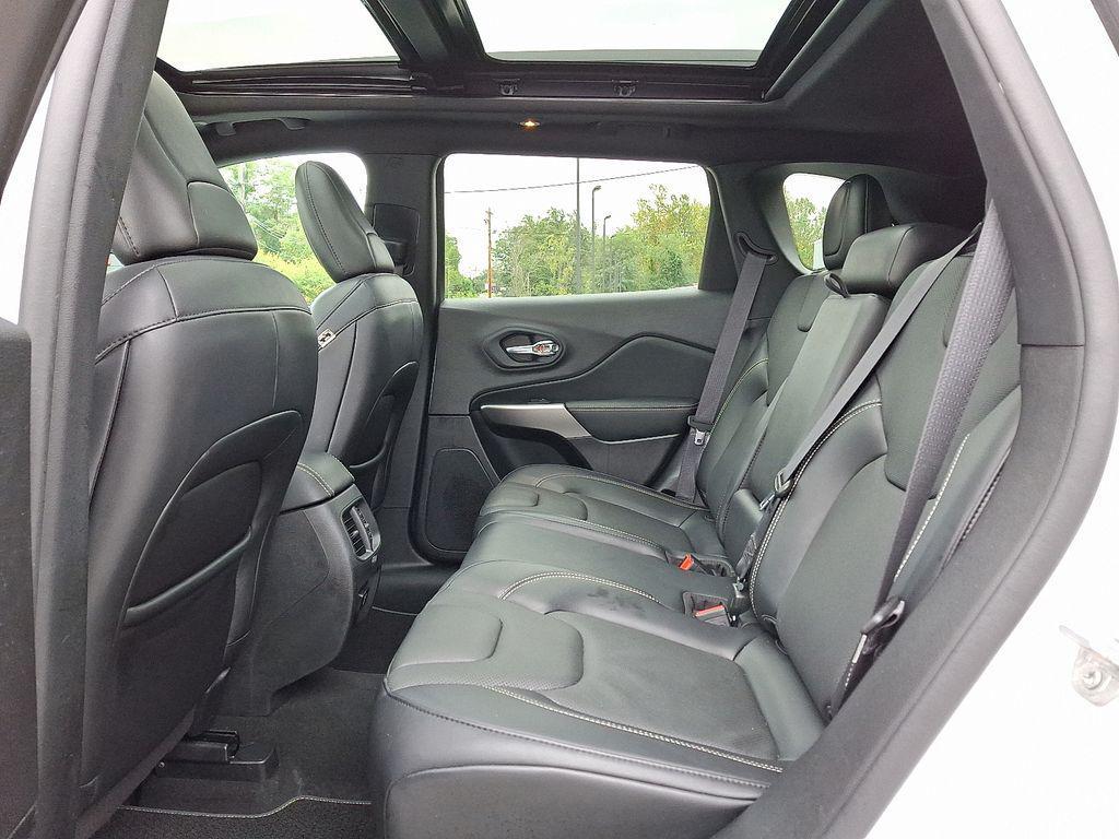 used 2021 Jeep Cherokee car, priced at $20,387