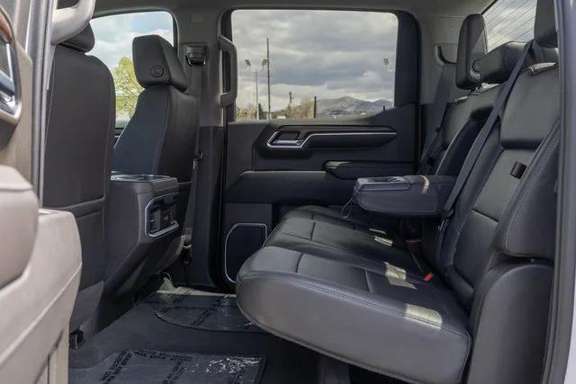 used 2022 GMC Sierra 1500 car, priced at $38,900