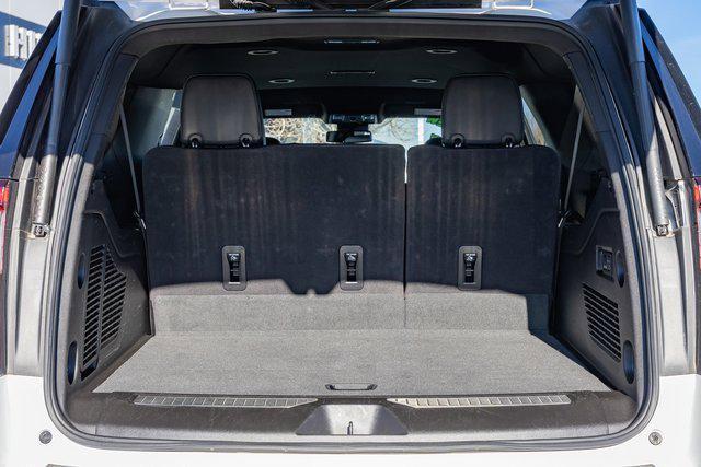 used 2025 GMC Yukon XL car, priced at $73,900