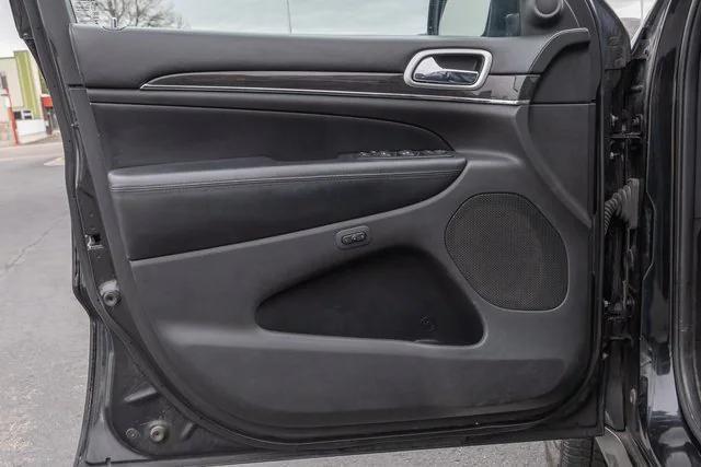 used 2015 Jeep Grand Cherokee car, priced at $11,500