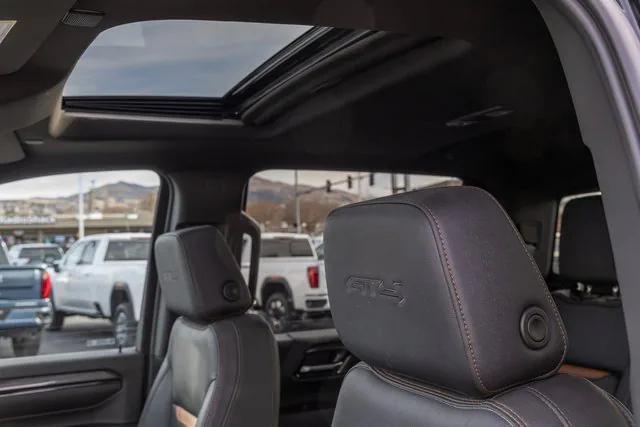 used 2024 GMC Sierra 2500 car, priced at $71,900