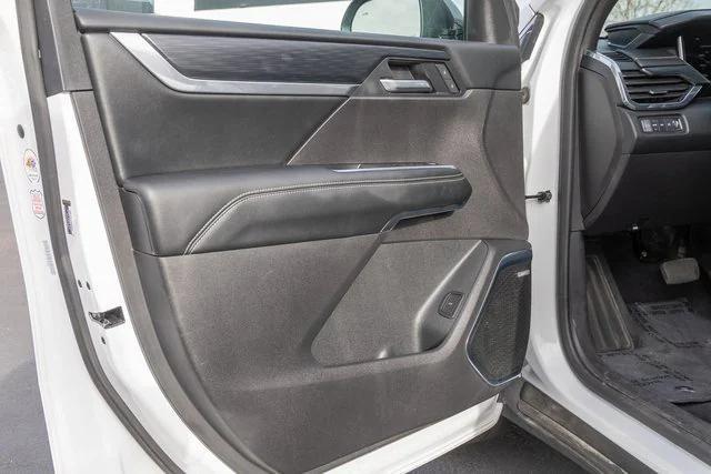 used 2025 GMC Acadia car, priced at $35,900